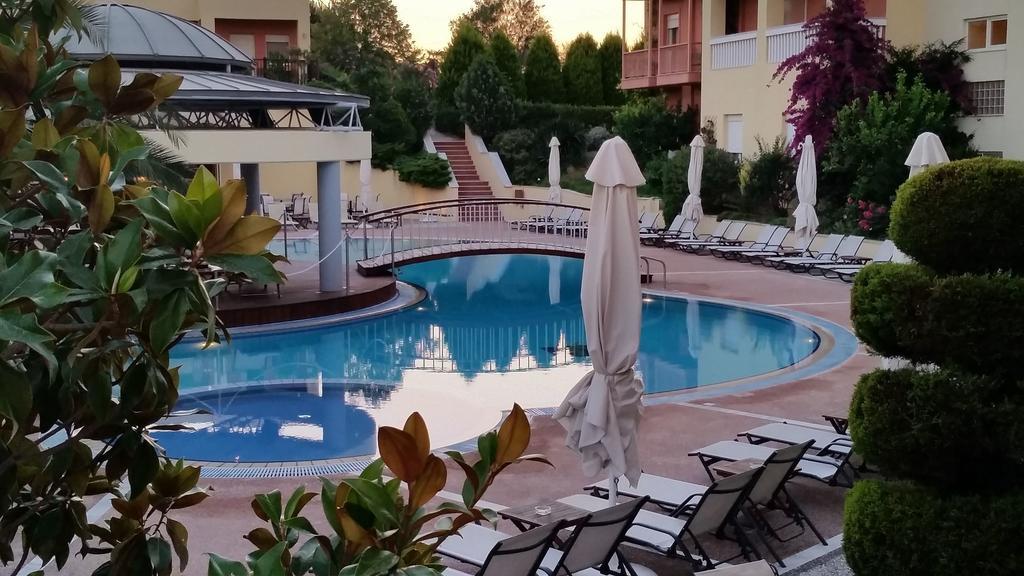 Ambassador Hotel Thessaloniki Plagiarion Luaran gambar