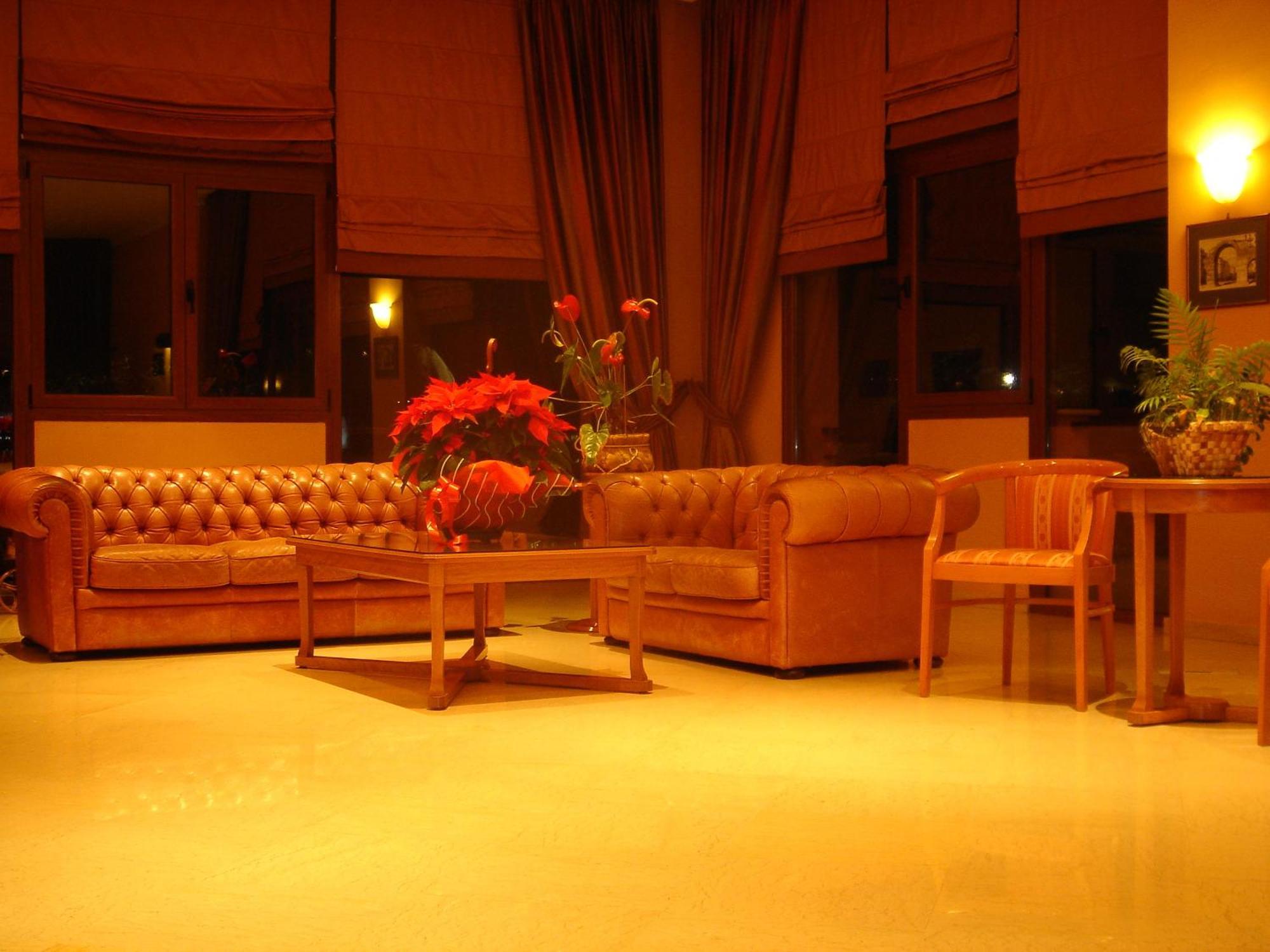Ambassador Hotel Thessaloniki Plagiarion Luaran gambar